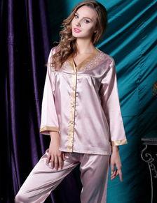 国产真丝套装在线观看,国产真丝套装线上盛宴