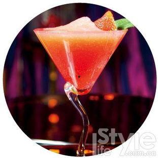 国产电影鸡尾酒在线观看,品味生活，畅饮人生